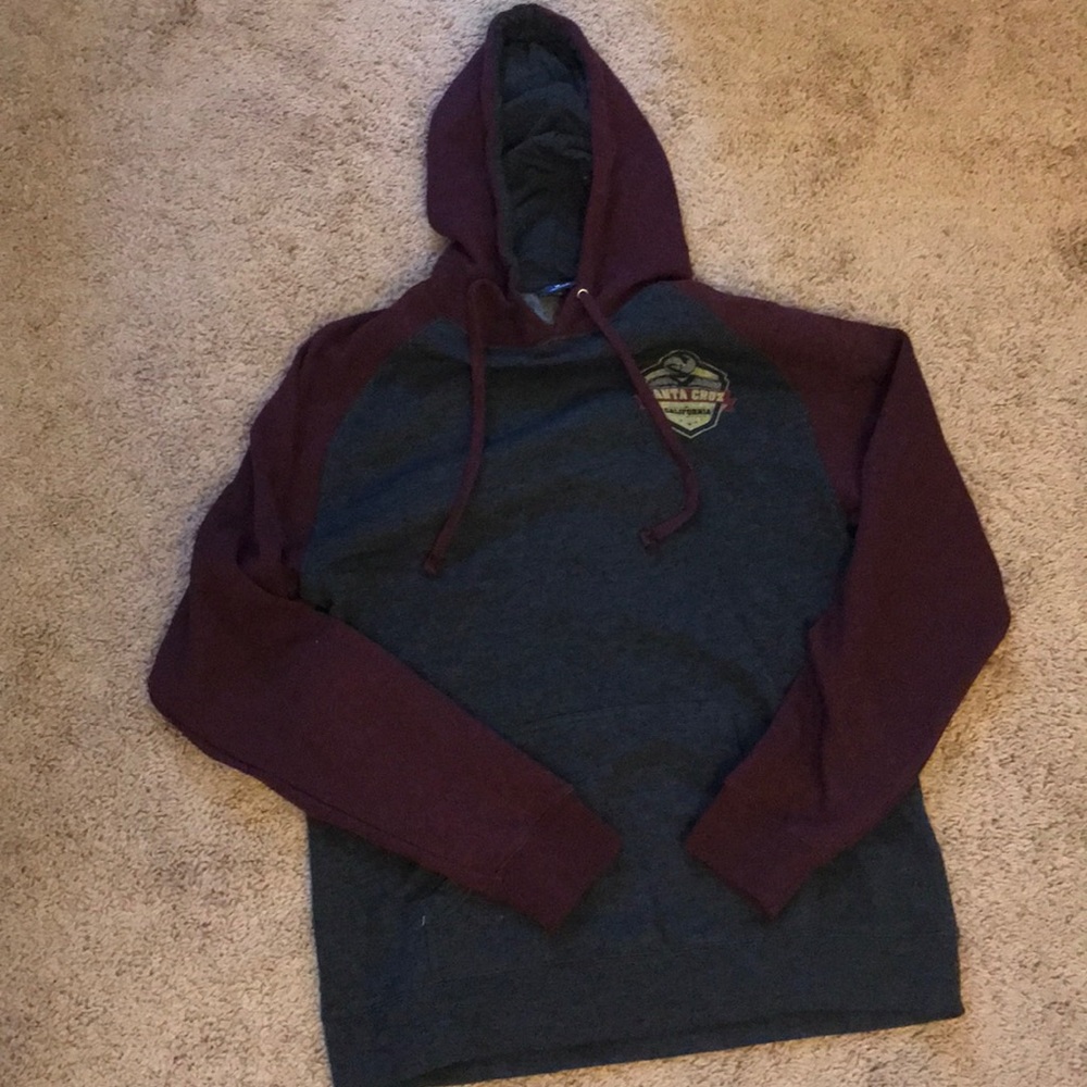 Santa Cruz hoodie size m
